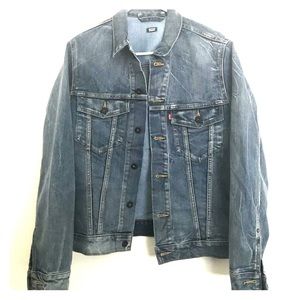 Levi’s denim jacket